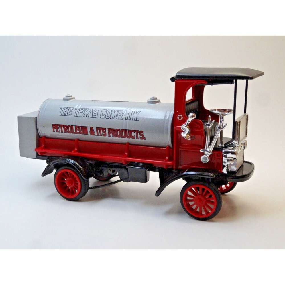 Ertl 1910 Mack Senior The Texas Company Petroleum Tanker Truck Coin Bank Red